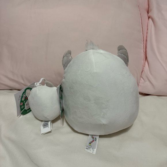 Bigfoot and Yeti 8” winter squishmallow bundle! - Picture 5 of 5